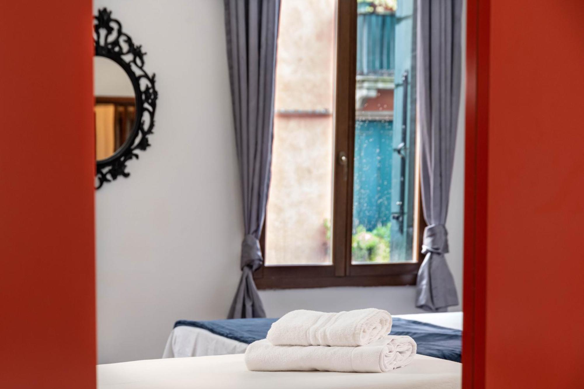 Palazzo Eremite Apartment Venesia Bagian luar foto